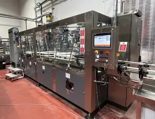 Linie izobarică de îmbuteliere pentru vin spumant cu monobloc GAI 4033, fotografia 16 din 19
